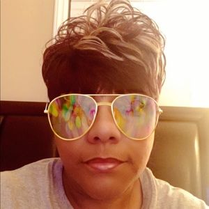 Meet your Posher, Marvina